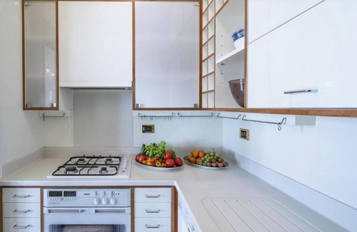 Cannaregio Apartment | Classic Venetian Elegance: Grand Canal Apartment in Palazzo Querini
