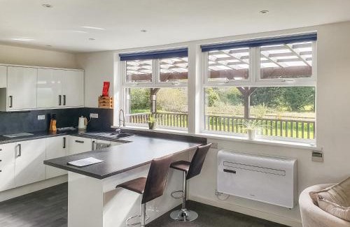 Lifton House | Classroom Two - Uk48651