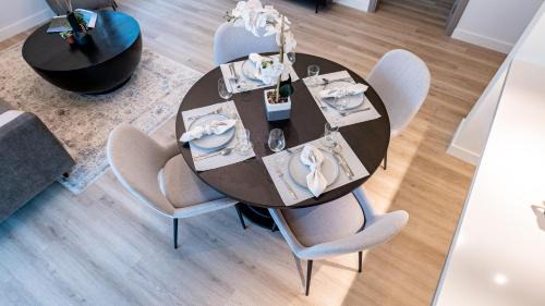 The Greens Apartment | Classy 1 BR Apartment in Greens