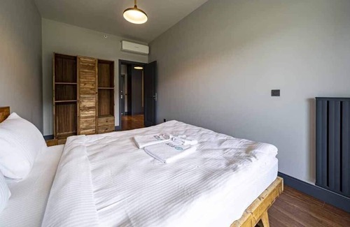 Beyoglu Apartment | Classy, modern furnished residence- Gym & Pool