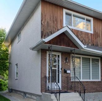 Winnipeg House | Classy single family house, walk to St Boniface