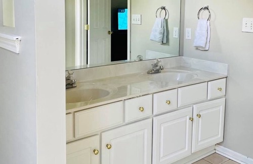 Pelham House | Clean and Comfortable home minutes from Oak Mtn & I65