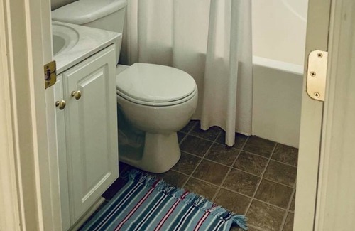 Pelham House | Clean and Comfortable home minutes from Oak Mtn & I65