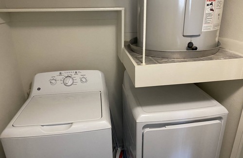 Legacy Park Apartment | Clean and Comfy space at the shops at Legacy in Plano