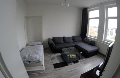 Vahrenwald Apartment | Clean & Central 2 Room Apartment 50m²