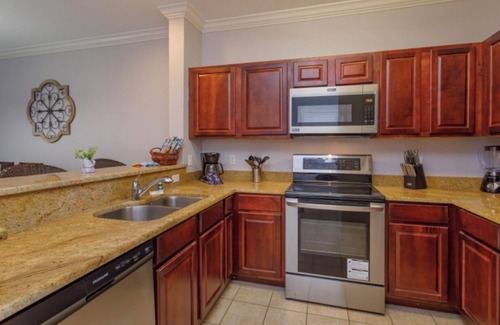 Four Corners Condo | Clean & Comfortable Three Bedroom/Two Bath Condo Near Disney & Golf