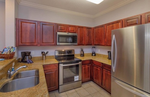 Four Corners Condo | Clean & Comfortable Three Bedroom/Two Bath Condo Near Disney & Golf