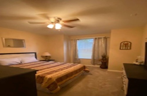 Tallahassee House | Clean comfy