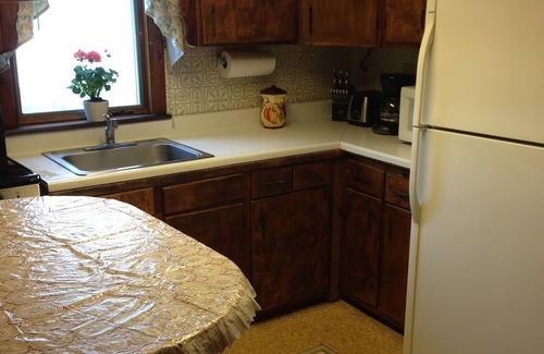 Sandwich Cottage | Clean Cozy Cottage, great location, walk to the beach!