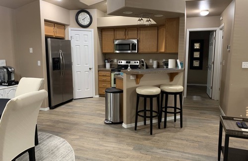 Southwest Ada County Alliance House | Clean ~ Cozy ~ Stylish ~ Entire House ~ SW Boise