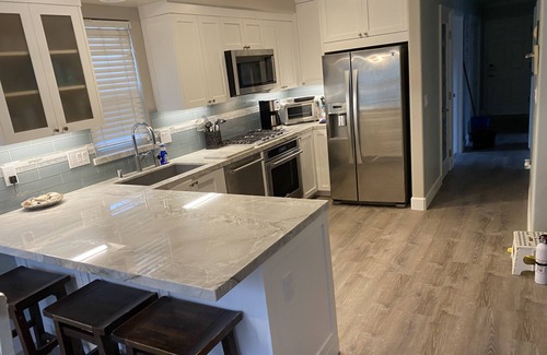 Seabright House | Clean, Newly Remodeled Home Steps to Beach, HOT TUB, LARGE deck w/ocean peek