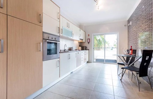 Funchal Apartment | Clean & Safe apartment with AC, terraces and pool