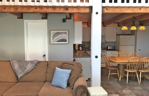 Wildernest Condo | Clean with awesome views. Great for familys ,Sleeps 8