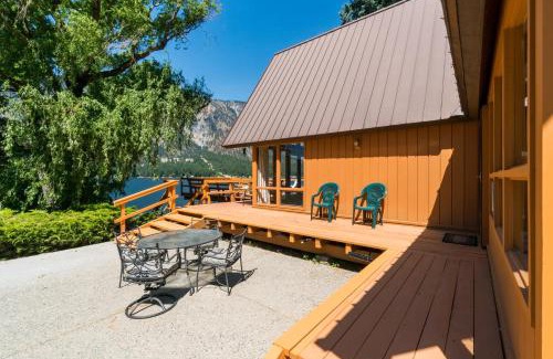 Helios Hills House | Clear Water