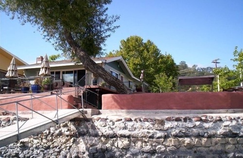 Clearlake Park House | Clearlake Lakefront Panoramic View 4 BR/3 BA Home
