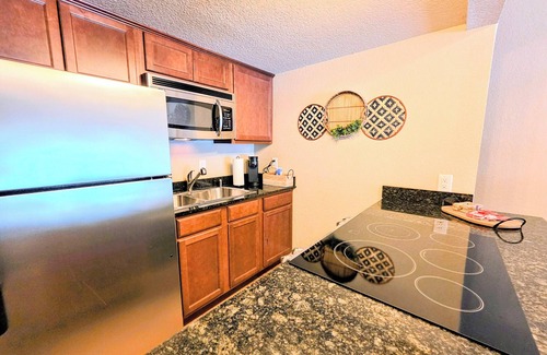 Mid America Condo | Clearwater Lake Escape