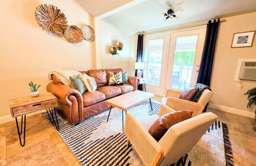 Mid America Condo | Clearwater Lake Escape