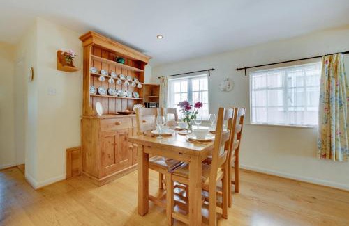 Lavenham House | Clematis Cottage