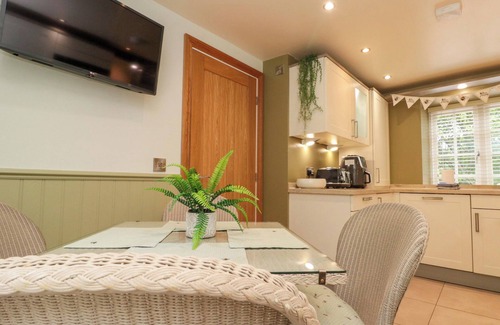 Sandsend Cottage | Clematis Cottage
