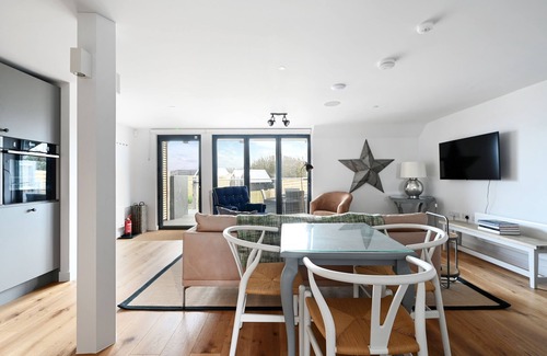Hastings Apartment | Cliff End Apartments - a collection of beachside apartments in Pett Level