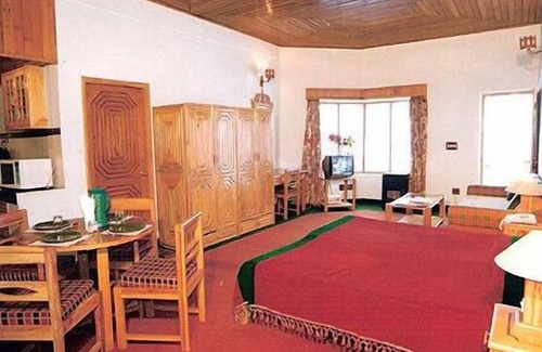 Gobind Dham Hotel | Cliff Top Club