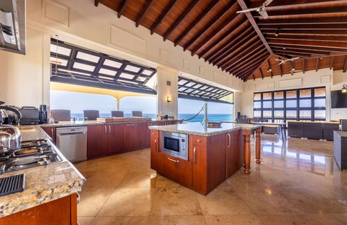 Sabana Westpunt Villa | Cliff Villa
