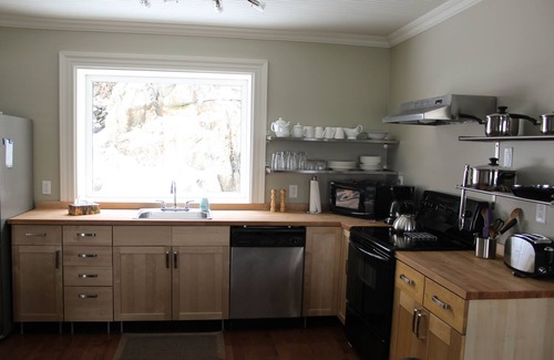 Downtown St. John's Cottage | Cliffside Cottage With Ocean, Harbour, City And Cliffside Views