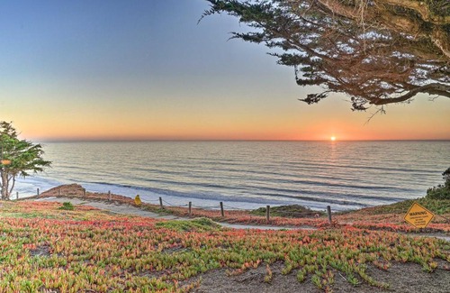 Edgemar - Pacific Manor Apartment | Cliffside Pacifica Hideaway Unbeatable View!