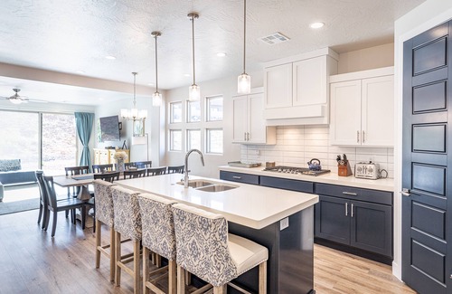 St. George Villa | Cliffside Retreat at The Ledges *Resort Amenities Included!*