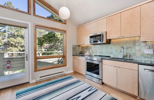 Windcliff Estates Condo | Cliffview Luxury Vacation Rental at Windcliff