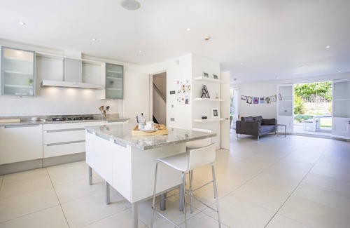 Abbey Road Apartment | Clifton Hill by onefinestay