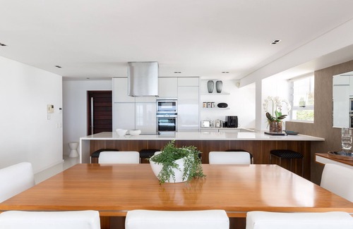 Clifton Apartment | Clifton YOLO Spaces : Clifton Beachfront Penthouse