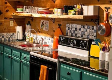 Pine Ridge House | Climb On Inn- Whole Property - 3 Units - Red River Gorge KY