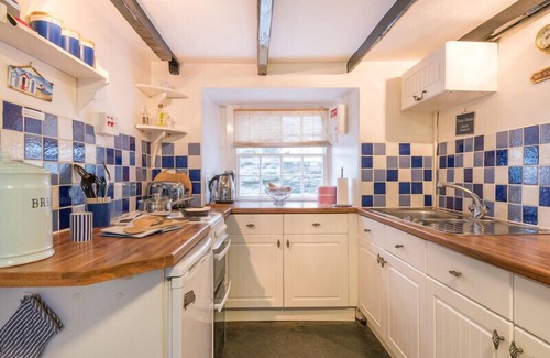 Port Isaac Cottage | CLOAM COTTAGE, pet friendly in Port Isaac