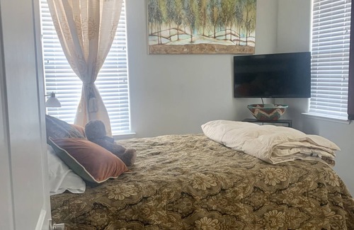El Dorado Hills House | Close for all the winter recreation~skiing, snowmobiling, hiking, archery