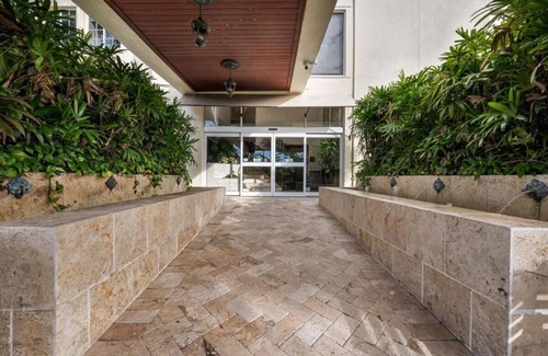 Redevelopment Area House | Close to Attractions! Stunning Unit with City Views! Pool, Hot Tub & Parking