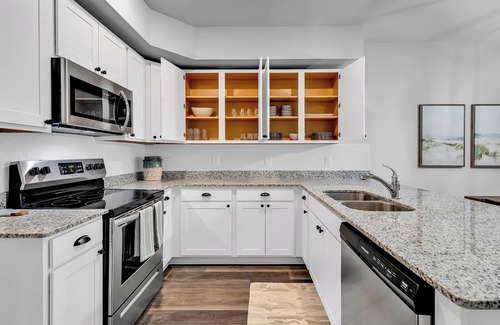 Little River House | CLOSE TO GOLF AND BEACHES! 🏌🏼🏖️ 3BR Home with King Bed