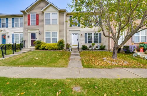 Rossville House | Close to Hospital and White Marsh! Rosedale Townhome
