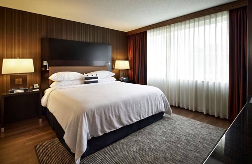 Friendship Heights Hotel | Close to National Cathedral & Shops | EV Charging | 3 Hotel Units in Chevy Chase