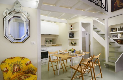 Rione VI Parione Apartment | Close To Piazza Navona, Historic, Charming & Romantic Flat, 2 Bath, AC, Wi-Fi