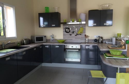 Lecci Villa | CLOSE TO PORTO-VECCHIO RECENT VILLA OF STANDING, QUIET