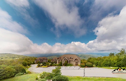 Sugar Mountain Condo | Close to skiing, golf, hiking, and Banner Elk—your perfect year-round getaway
