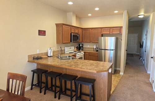 Donnelly House | Close to Tamarack and Cascade Lake boat ramps