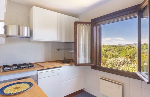 Porto San Paolo Apartment | Close to the beach, 7 people appartement Tavolara's Island Bay view WiFi, AC.