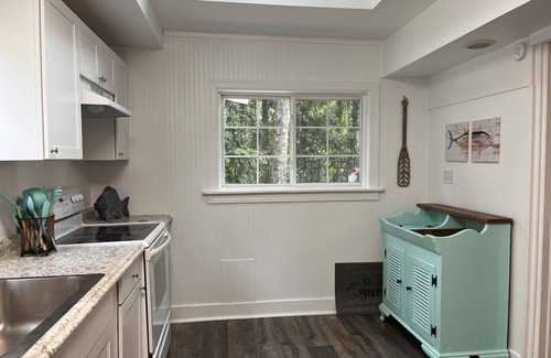 Myrtle Grove Cottage | Close to the beach cottage within 1 mile of Carolina Beach Bridge