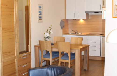 Kuehlungsborn Apartment | Close to the beach Living at the marina