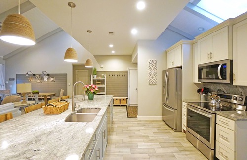 Sea Pines House | Close to the beach,heated pool & private outdoor living & Winter monthly rates.