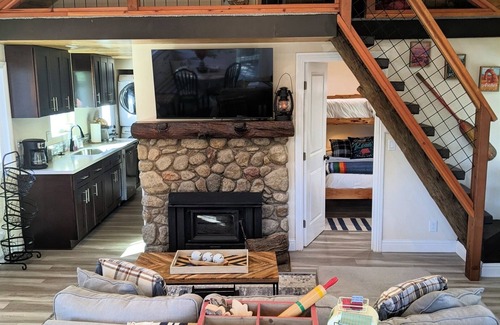 Idyllwild Cabin | Close to town & Newly Renovated, Large Gated Yard