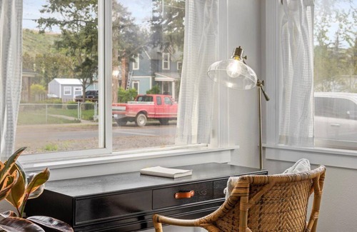 Waitsburg House | Close to Wine Country - Quiet, Historic Home in Waitsburg