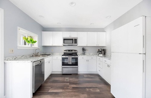 Ellsworth Apartment | *Closed Listing - Not Bookable*